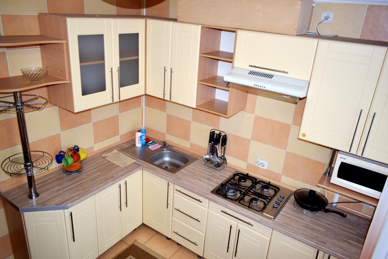 Apartment On Krushelnitskoy 73 Rivne Eksteriør bilde