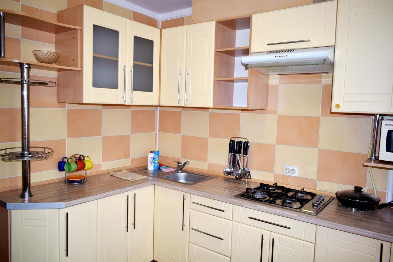 Apartment On Krushelnitskoy 73 Rivne Eksteriør bilde