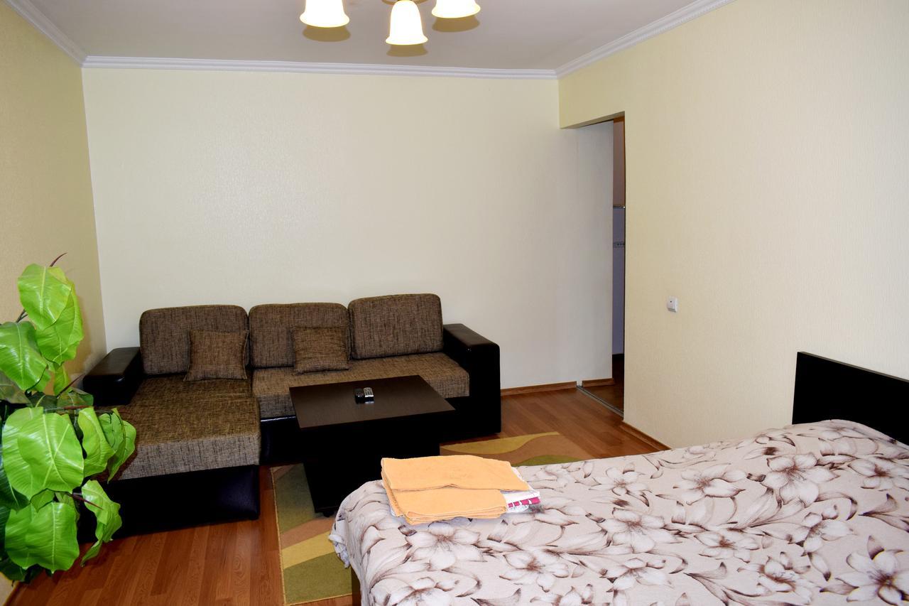 Apartment On Krushelnitskoy 73 Rivne Eksteriør bilde